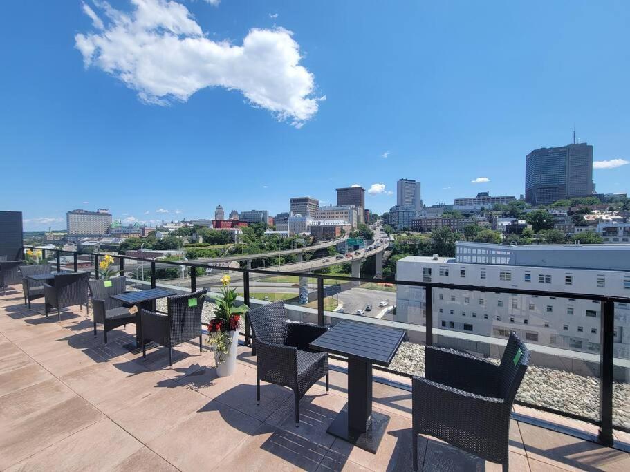 Condo 2 Ch - 500M Vieux-Quebec & Gym Екстер'єр фото