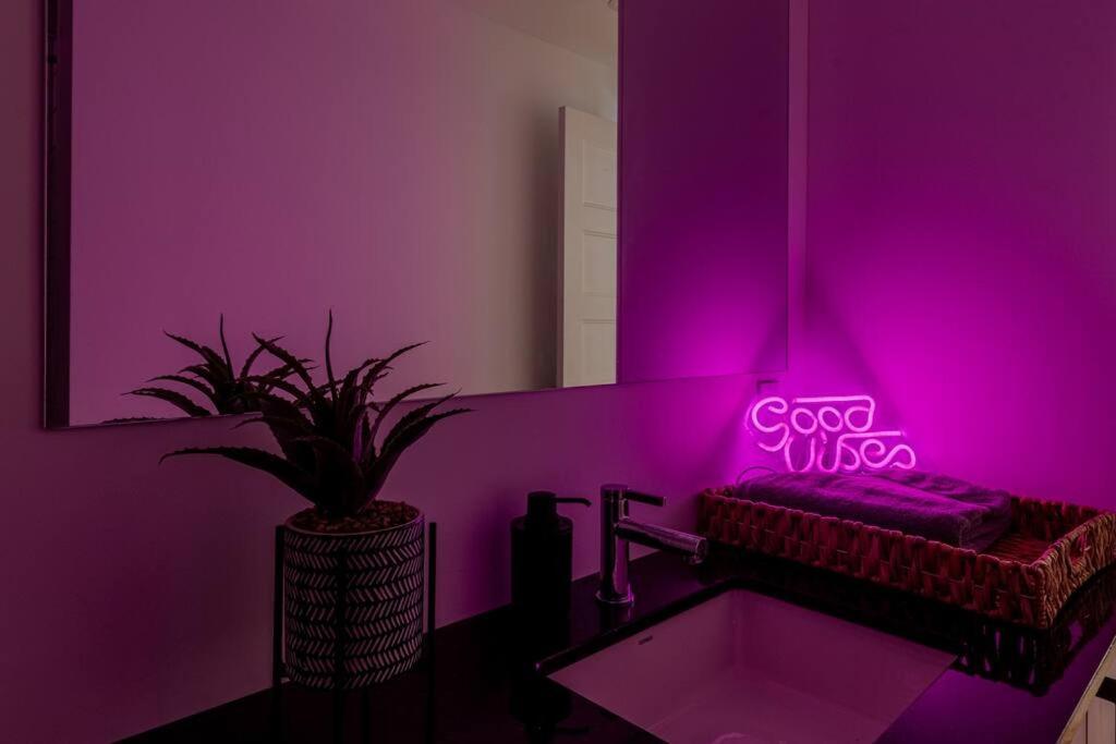 Condo 2 Ch - 500M Vieux-Quebec & Gym Екстер'єр фото