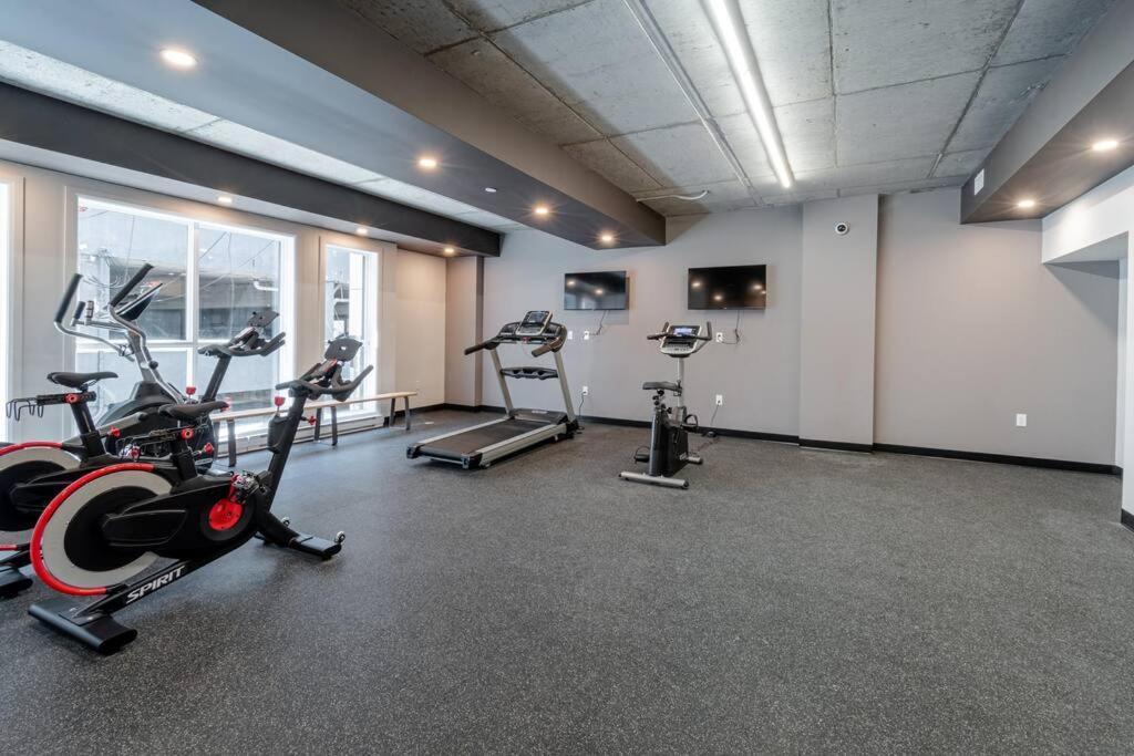Condo 2 Ch - 500M Vieux-Quebec & Gym Екстер'єр фото